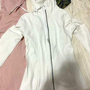 Align define jacket nulu